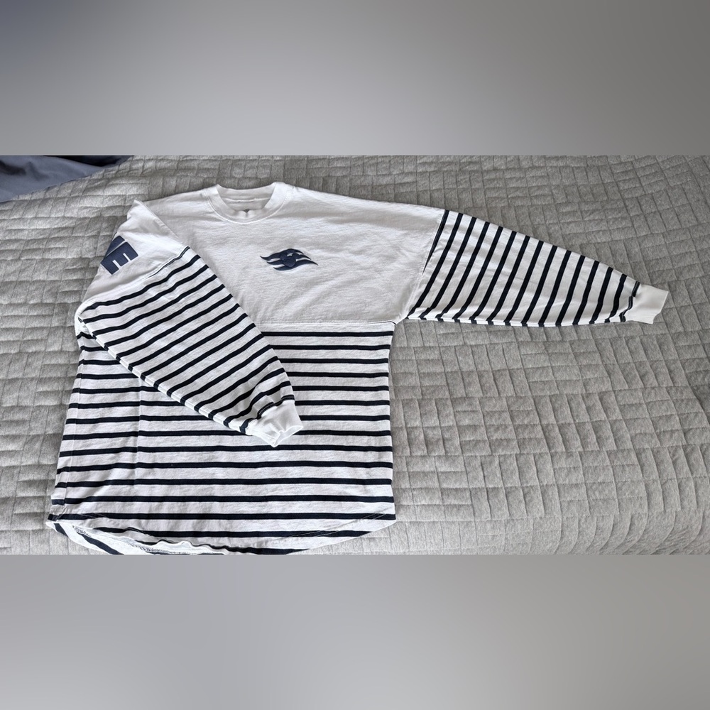 Disney White with navy blue stripe and logo